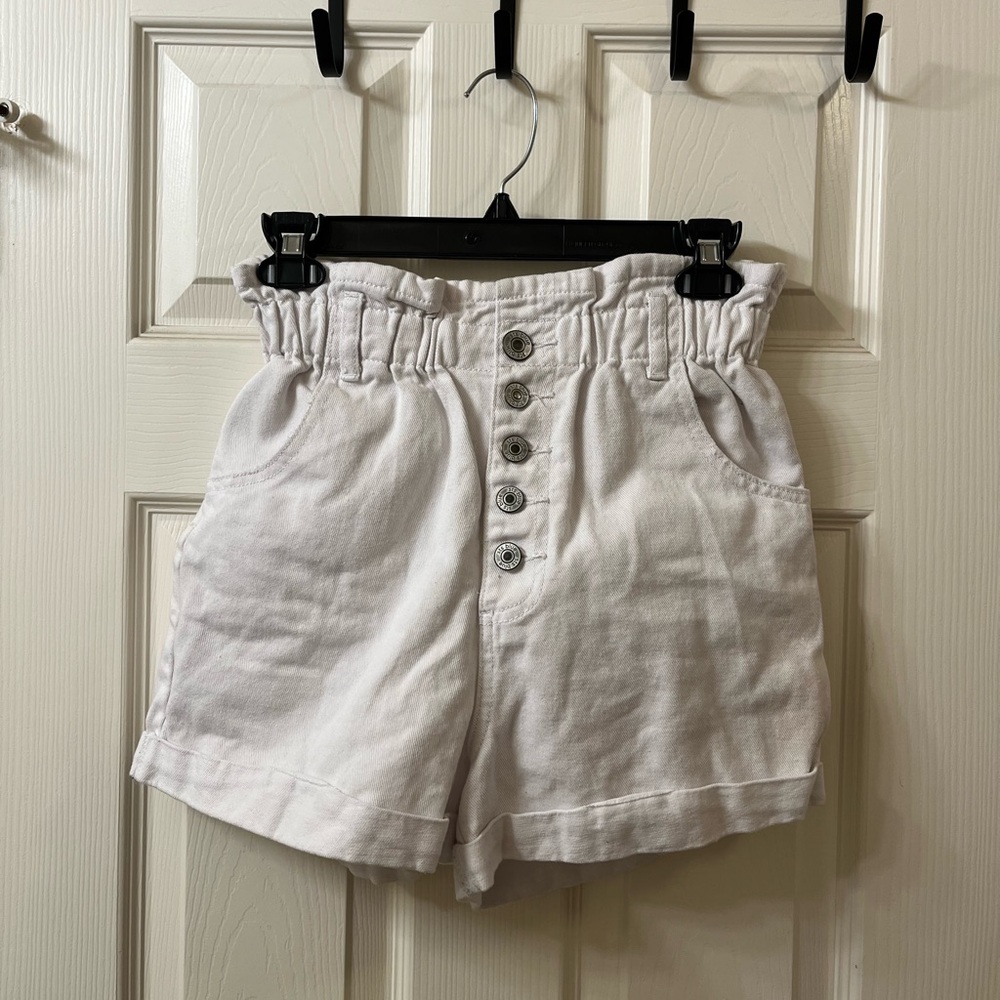 STS BLUE HIGH RISE WHITE JEAN SHORTS